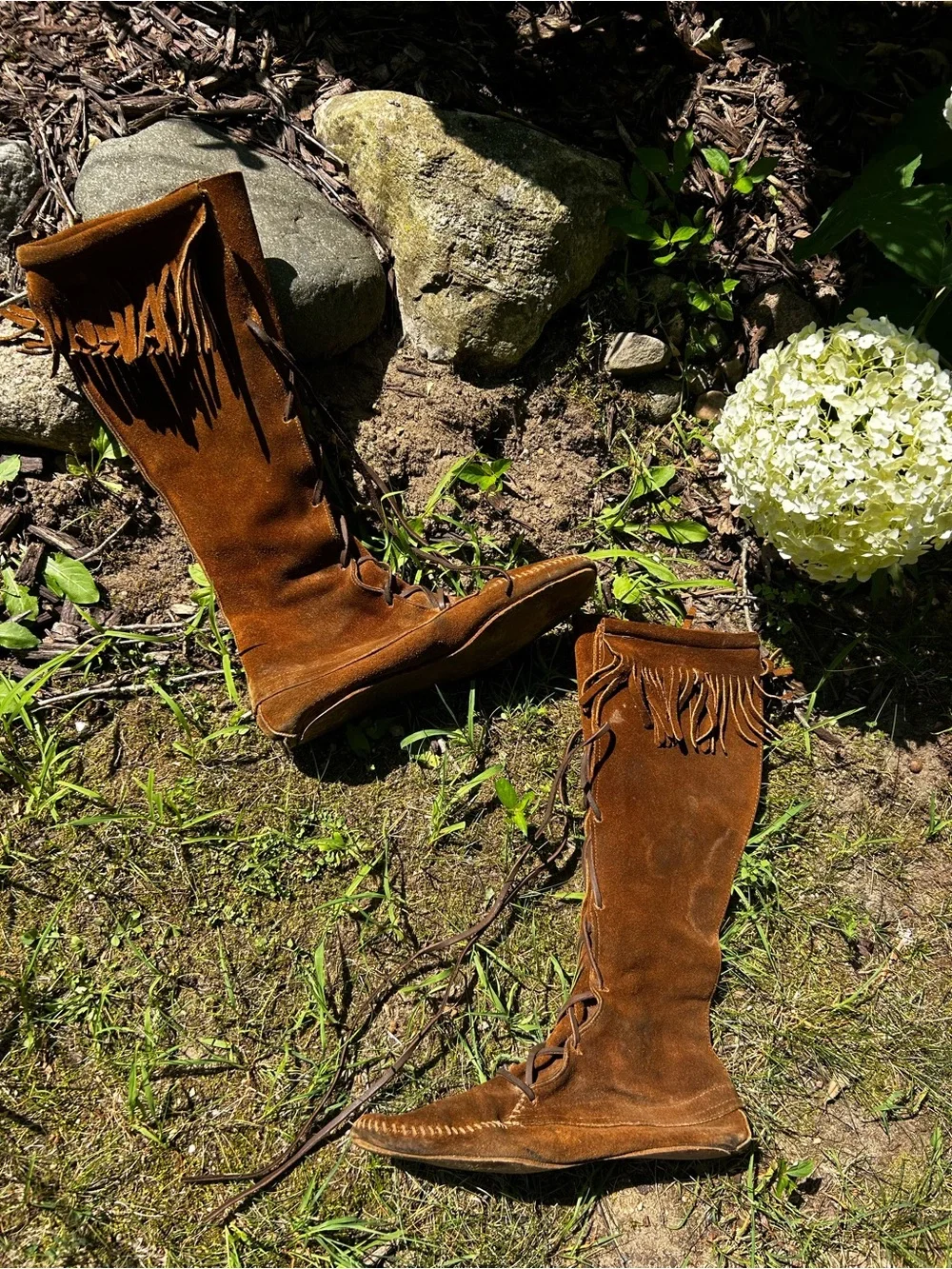 Vintage 70s Brown Suede Leather Lace-Up Fringe Knee-High Moccasins Boots